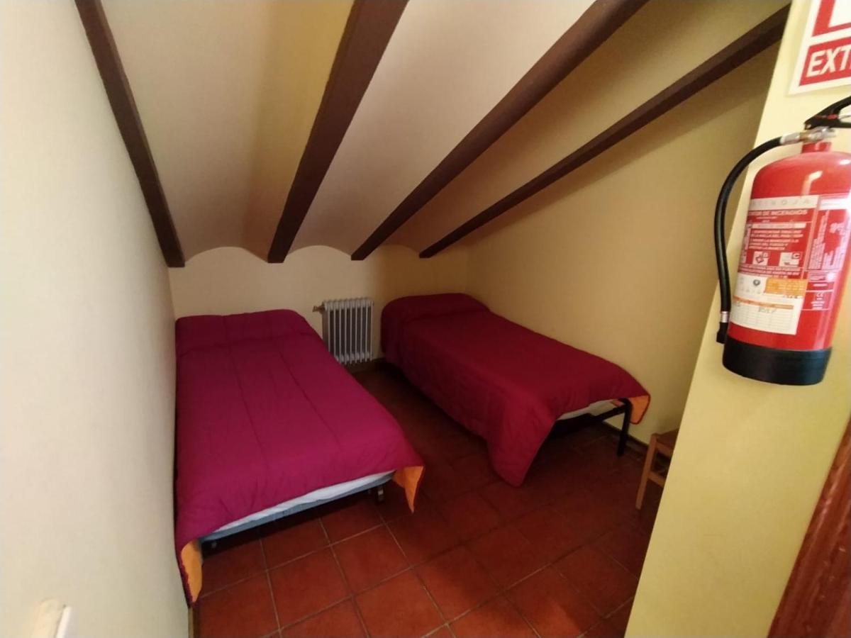 Albergue De Nuestra Senora Carrasquedo Granon Eksteriør bilde