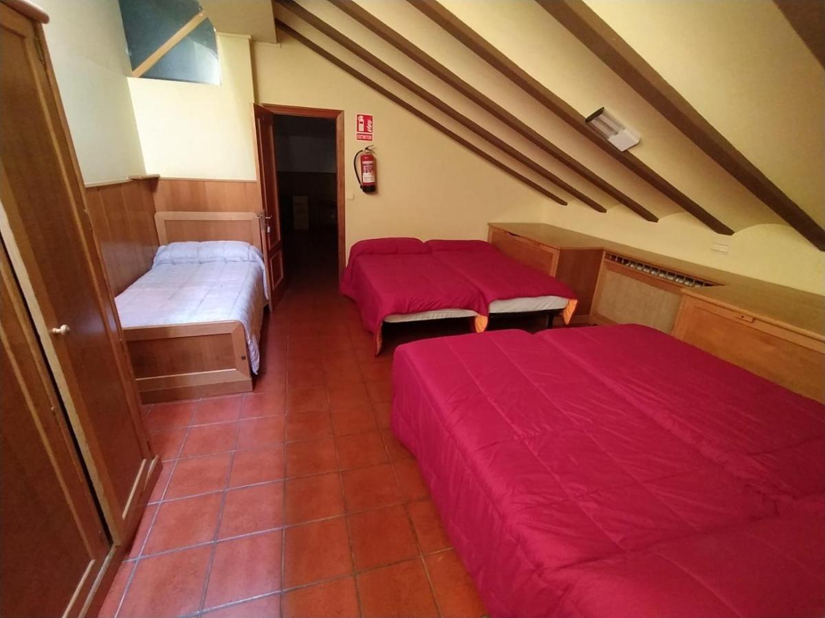 Albergue De Nuestra Senora Carrasquedo Granon Eksteriør bilde